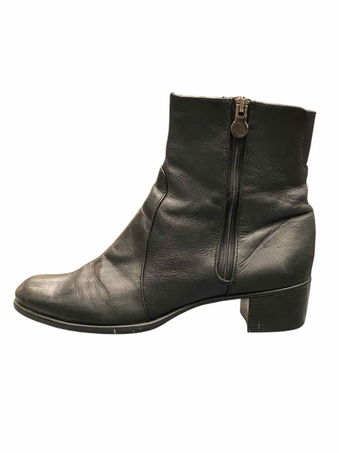 Munro Shoe Size 7.5 Black Boots(Ankle)