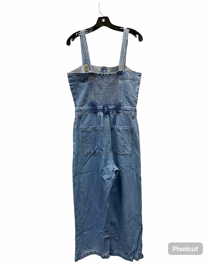 Levi's Premium Size M Denim Retail Overalls