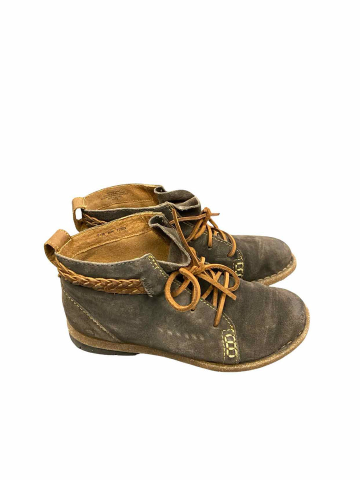 Born Shoe Size 7 Dark Grey Boots(Ankle)