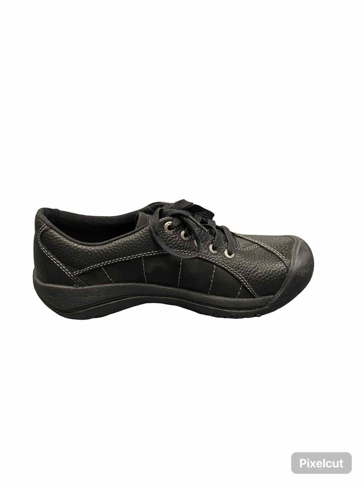 Keen Shoe Size 8.5 Black Leather Presidio NWOT Sneakers