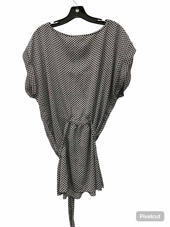 Ann Taylor Size XL Black White Print Short Sleeve Shirts