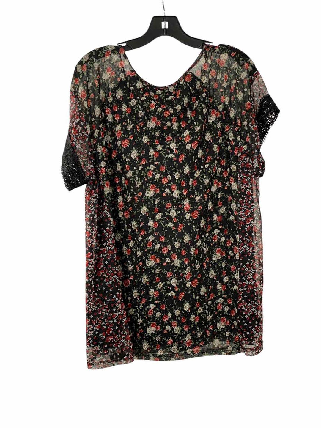 Suzanne Betro Size XL Black Red Floral Short Sleeve Shirts