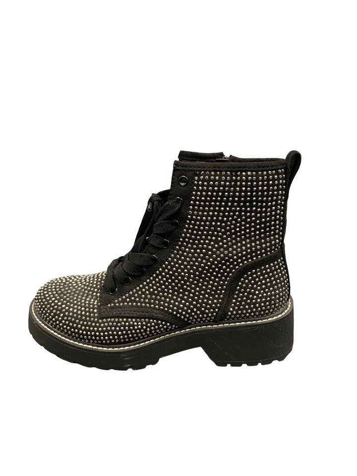 Madden Girl Shoe Size 7 Black studded Kurrt Combat Boots(Ankle)