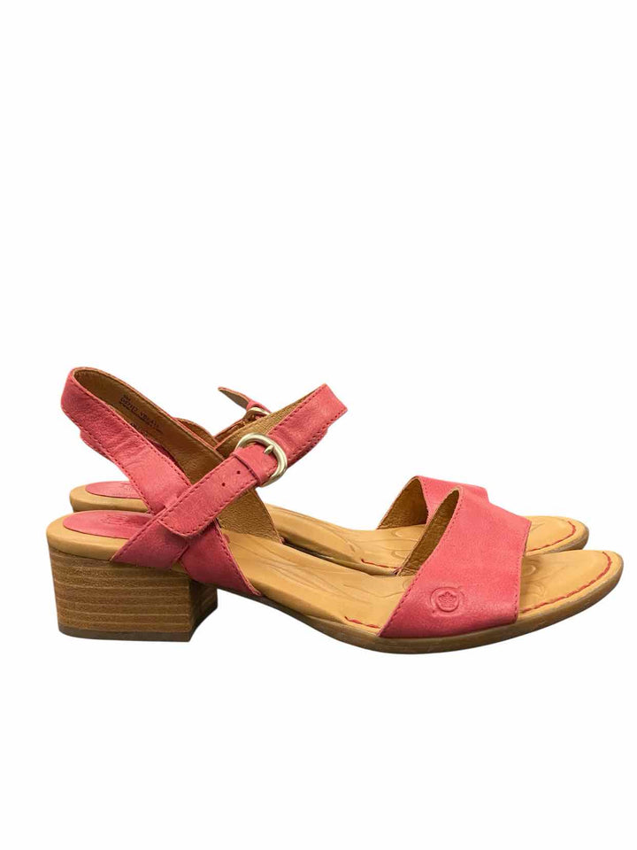 Born Shoe Size 9 Pink Leather Sandals