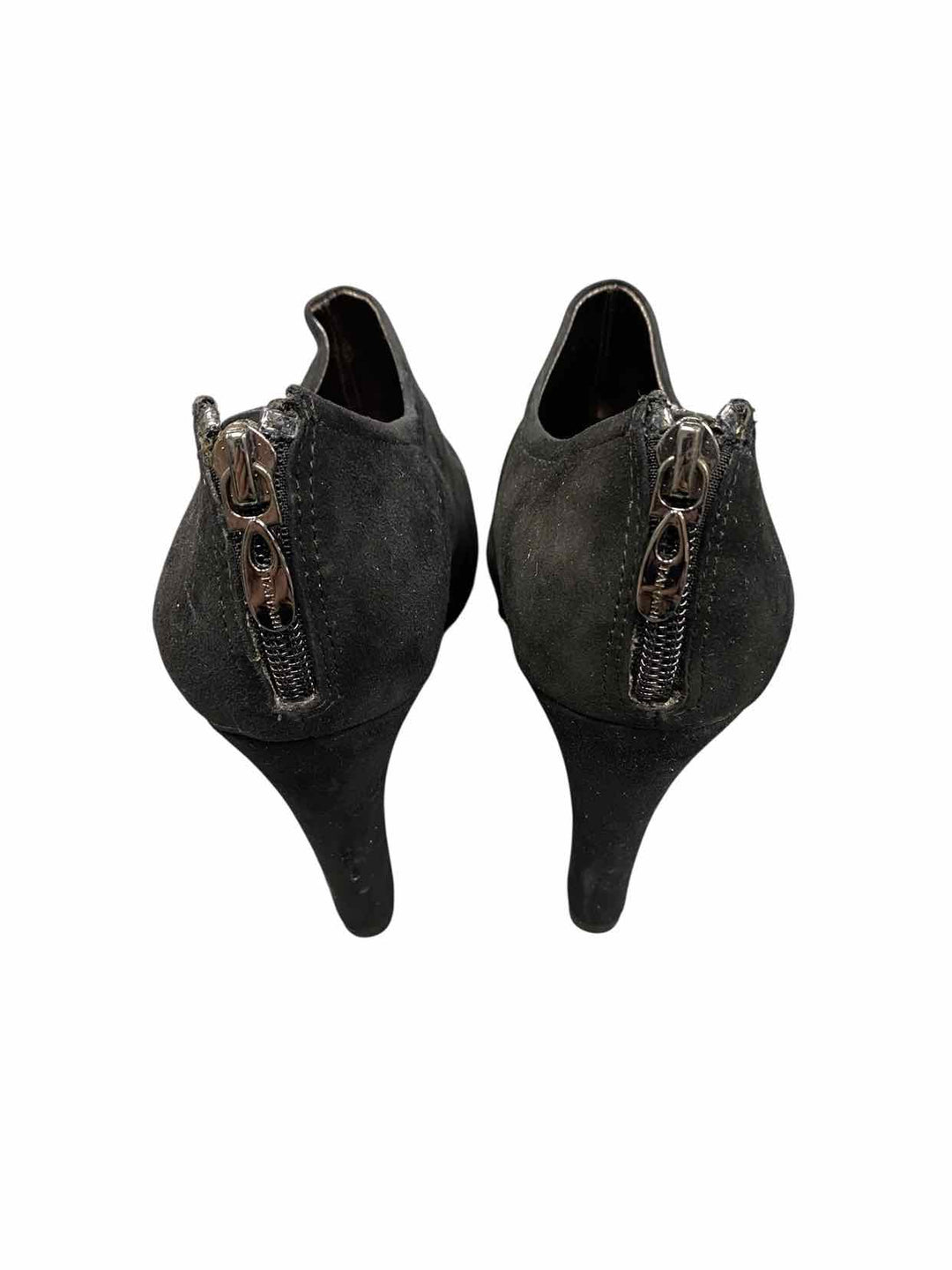 Tahari Shoe Size 7.5 Black Suede Heels