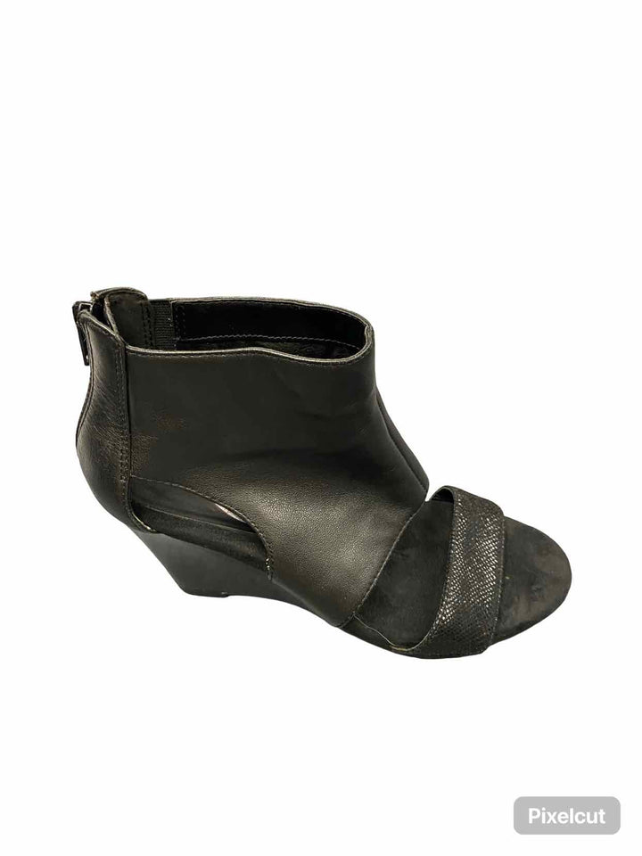 Aerosoles Shoe Size 7.5 Black Wedge Heels