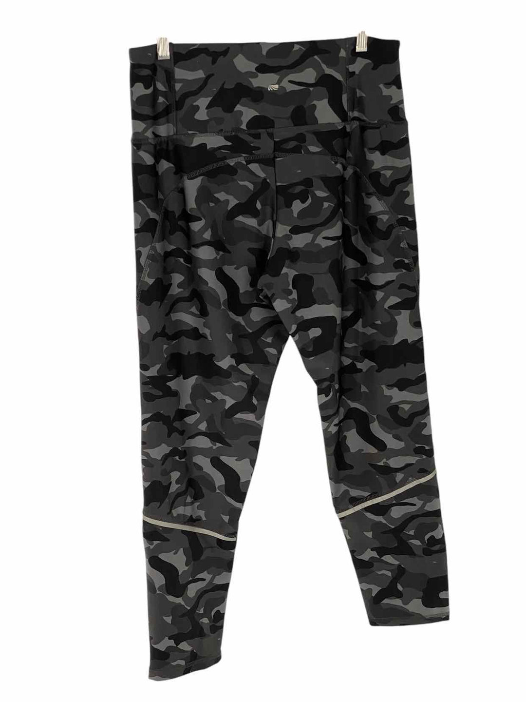 Marika Size XL Black Gray camo print Athletic Pants