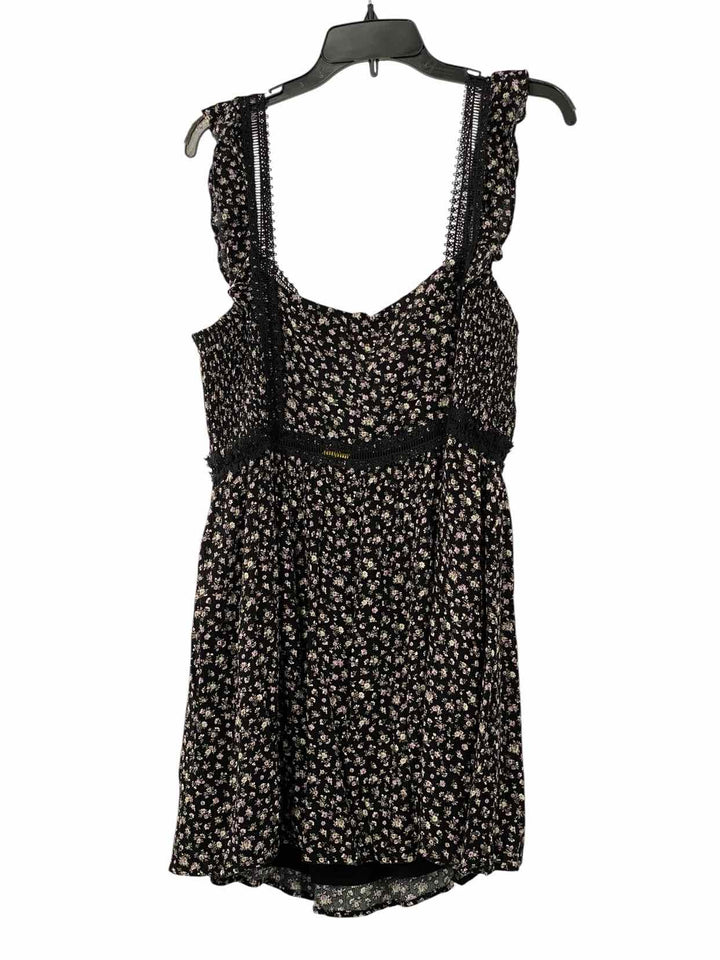 A Beautiful Soul Size XL Black White Floral Dress