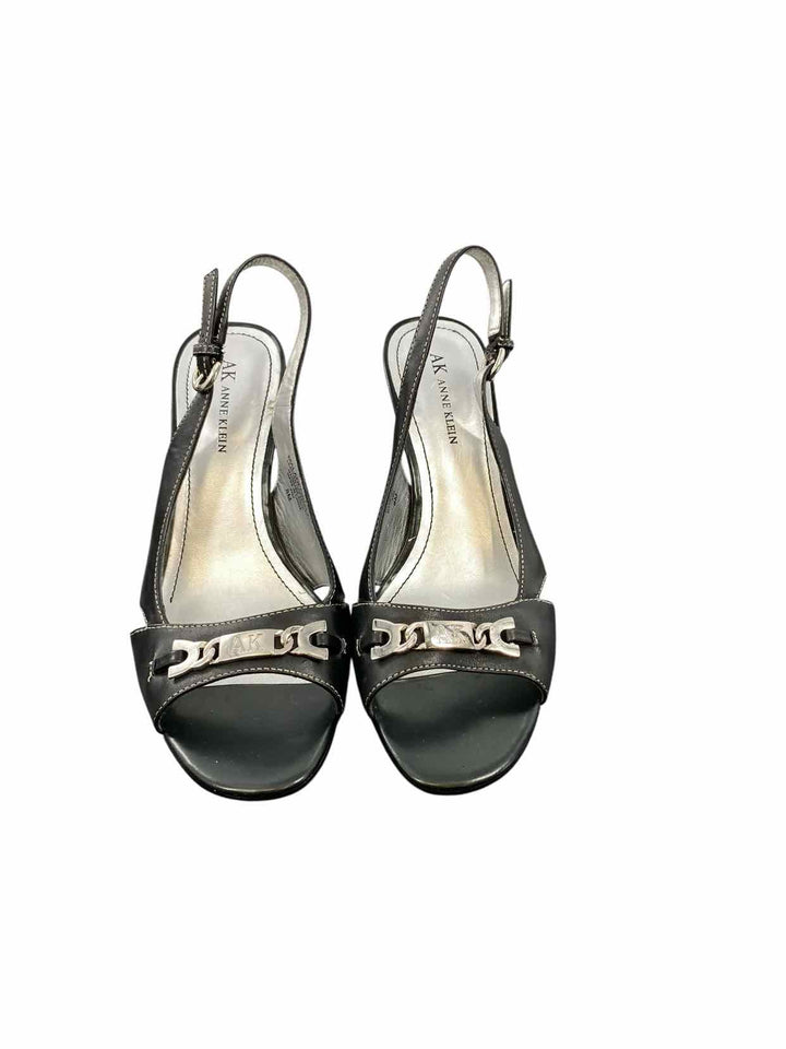 Anne Klein Shoe Size 8 Black Leather Heels