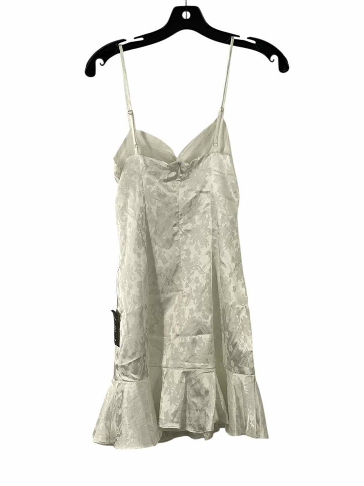 Lulus Size XS White NWT Dress