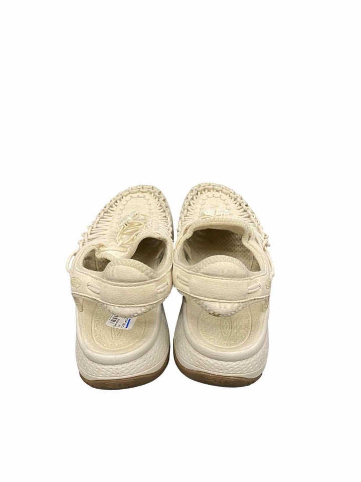 Keen Shoe Size 10 White "Uneek" Sandals
