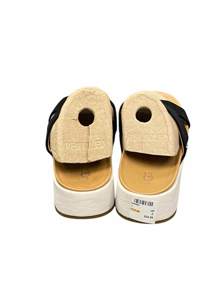 UGG Shoe Size 7 Black Tan Sandals