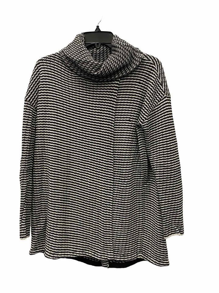 Cabi Size S Black White Knit Sweater