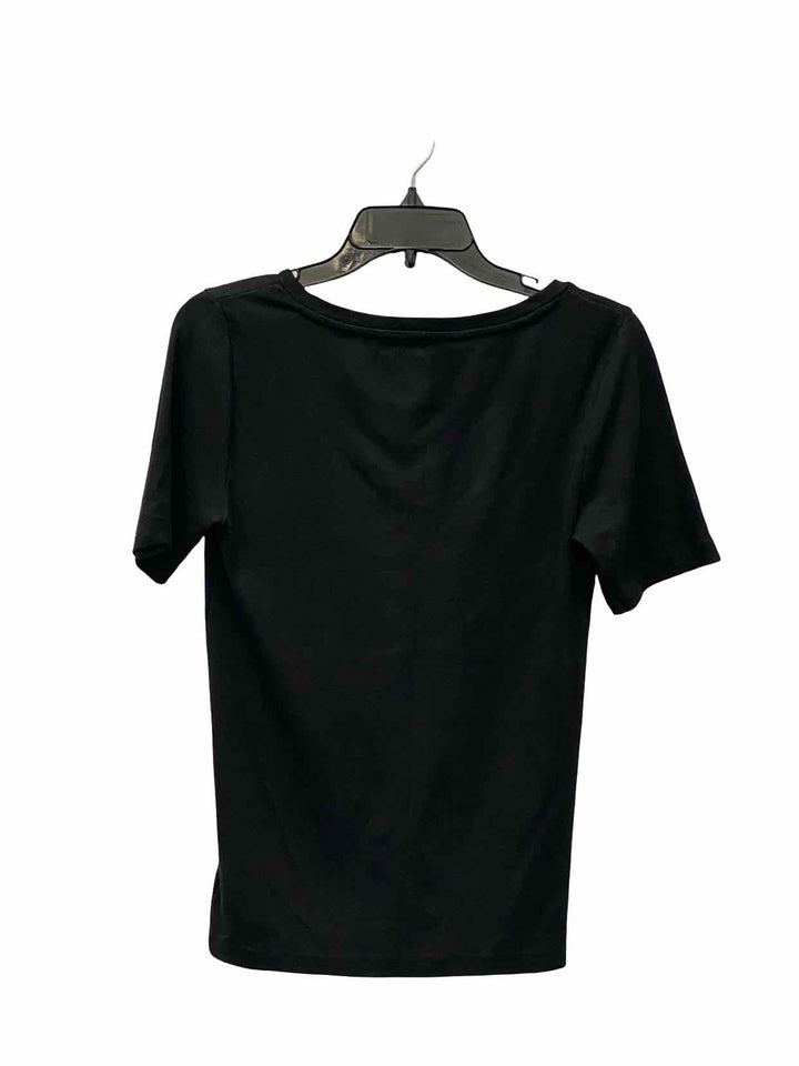 Gap Size M Black T-shirt
