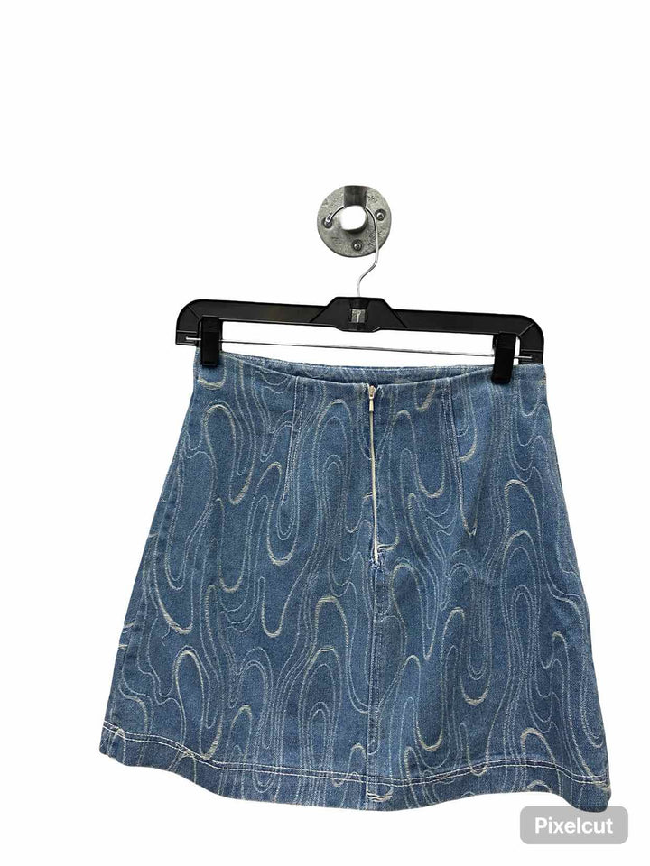 Petal + Pup Size 4 Blue White Print Denim Skirt