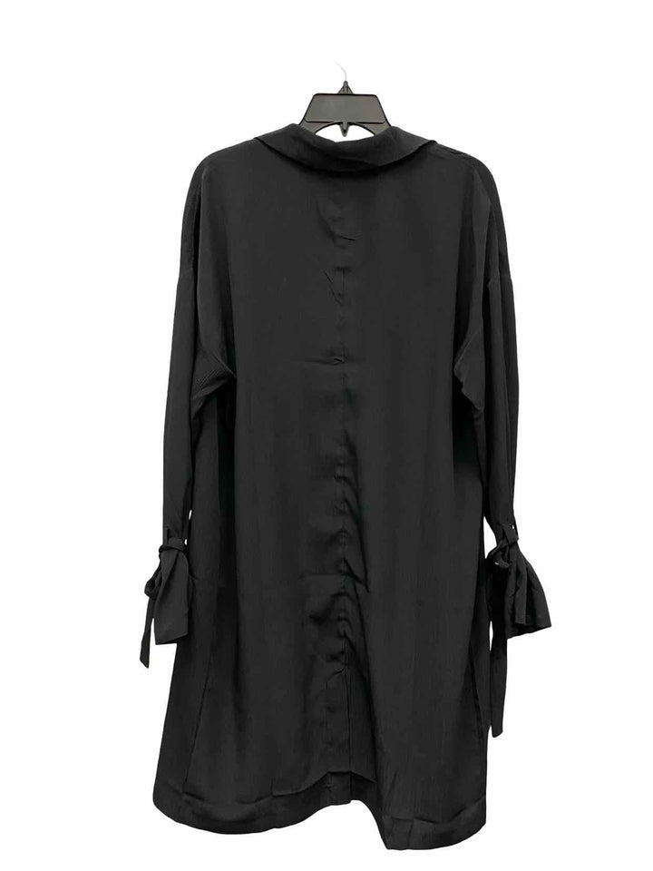 LUSH Size S Black Jacket
