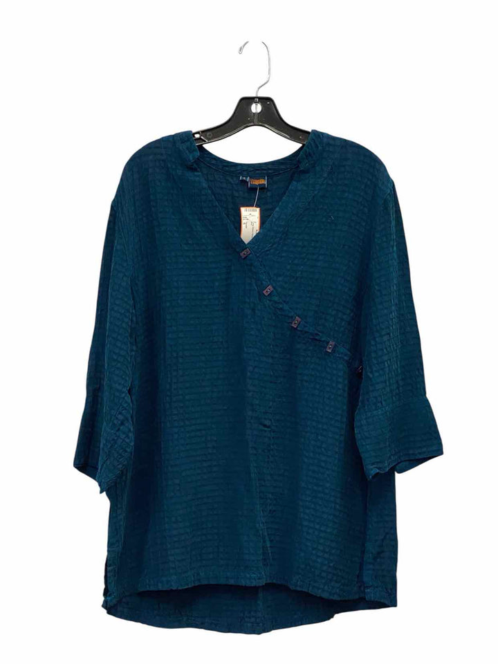 Tianello Size S Blue Long Sleeve Shirts
