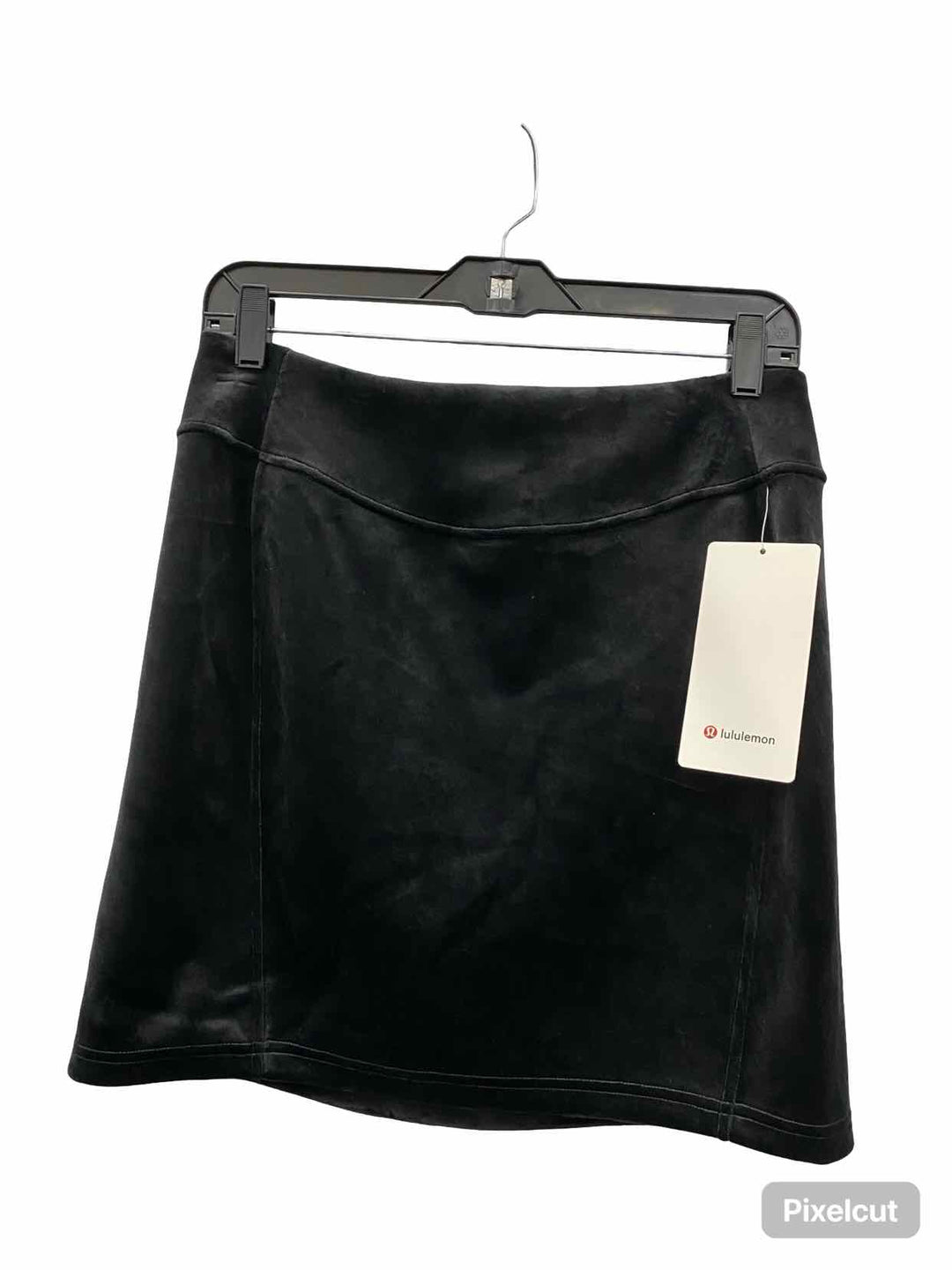Lululemon Size 6 Black Velour Skirt