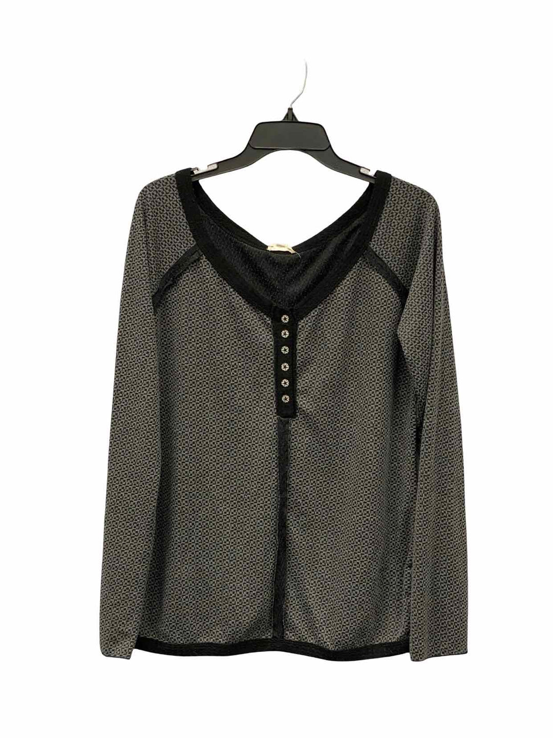 Pol Size XL Black Long Sleeve Shirts