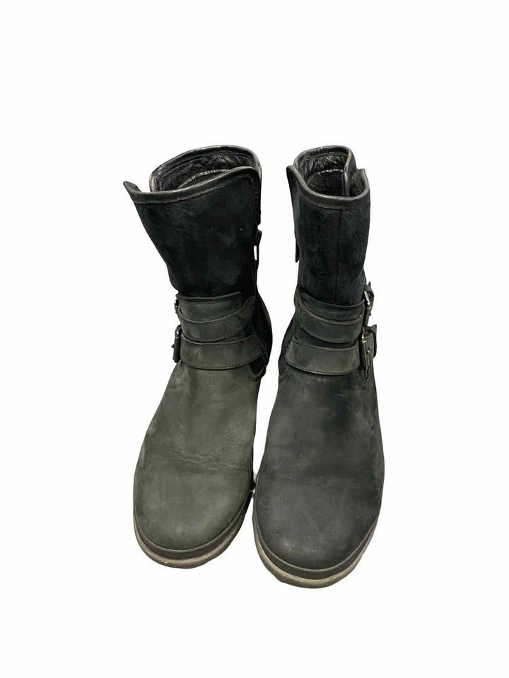UGG Shoe Size 7.5 Black Leather Simmens Boots(Ankle)