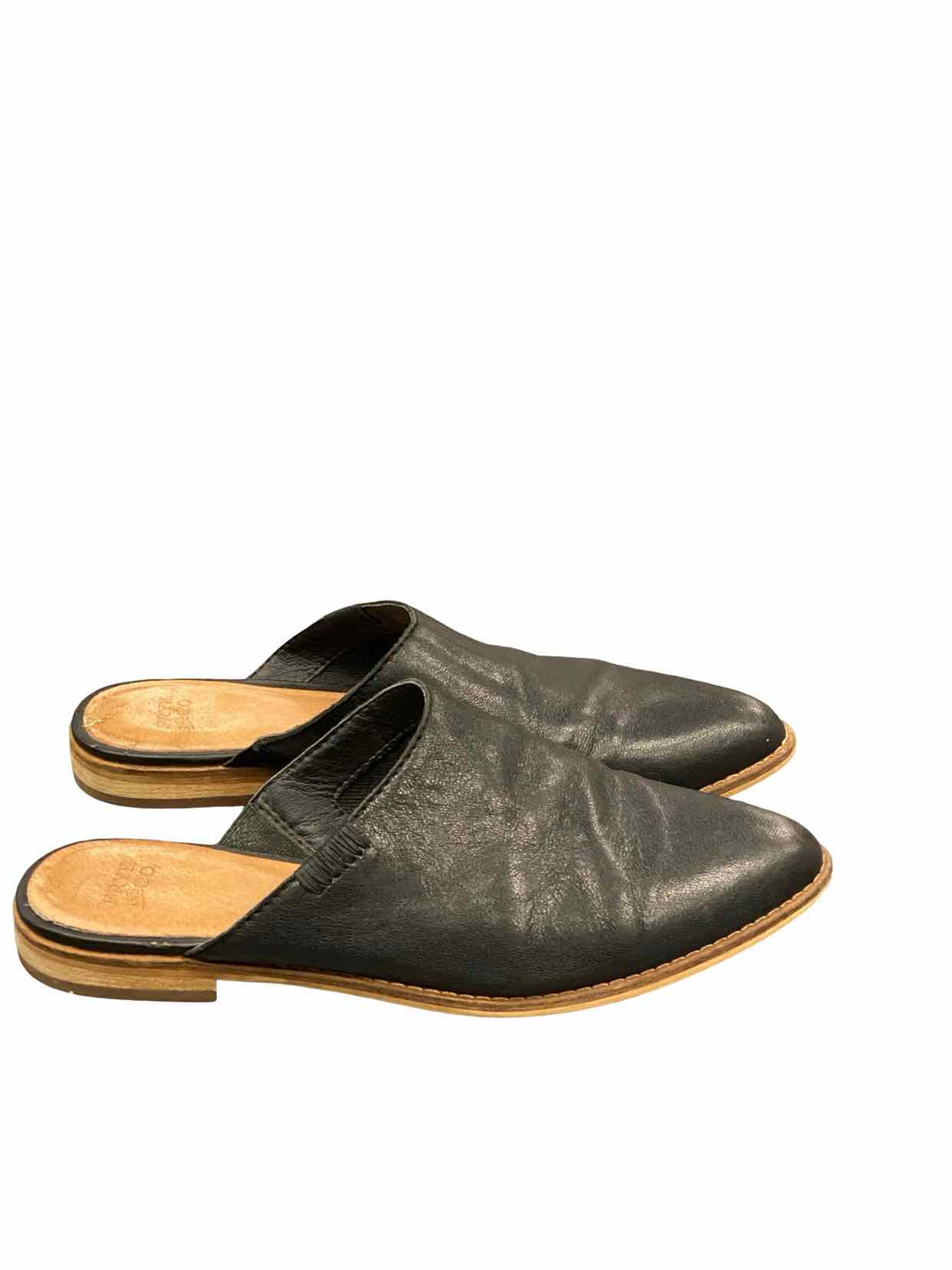 Frye and Co. Shoe Size 6.5 Black Leather Fenn Mule Flats