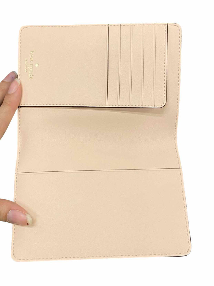 KATE SPADE Pink Wallet