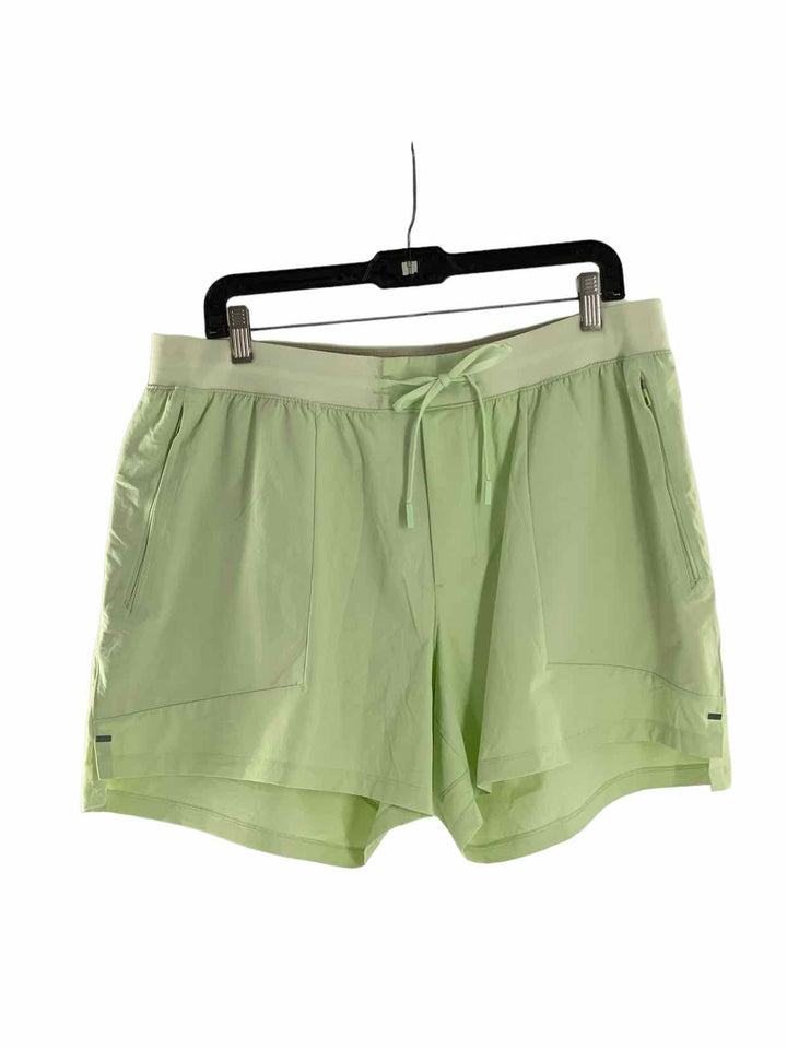 Lululemon Size XL Green Athletic Shorts