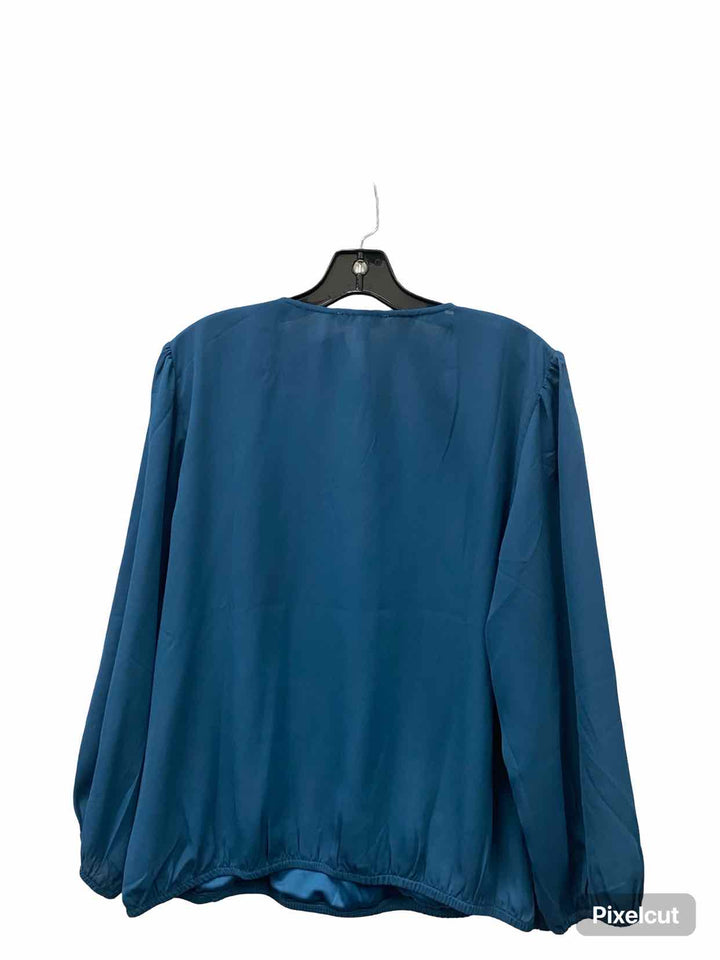 Nine Britton Size XL Teal Long Sleeve Shirts