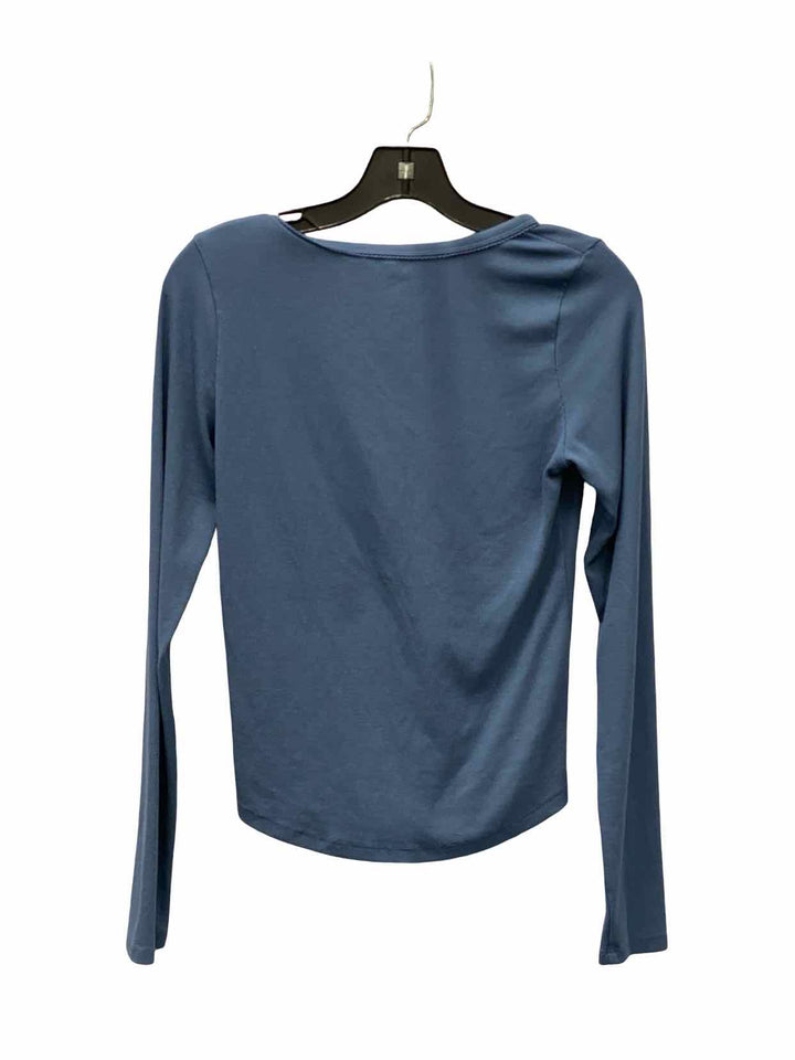 American Eagle Size M Blue Long Sleeve Shirts