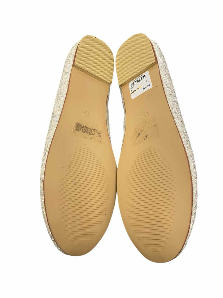 Kailee P. Shoe Size 9 White Flats