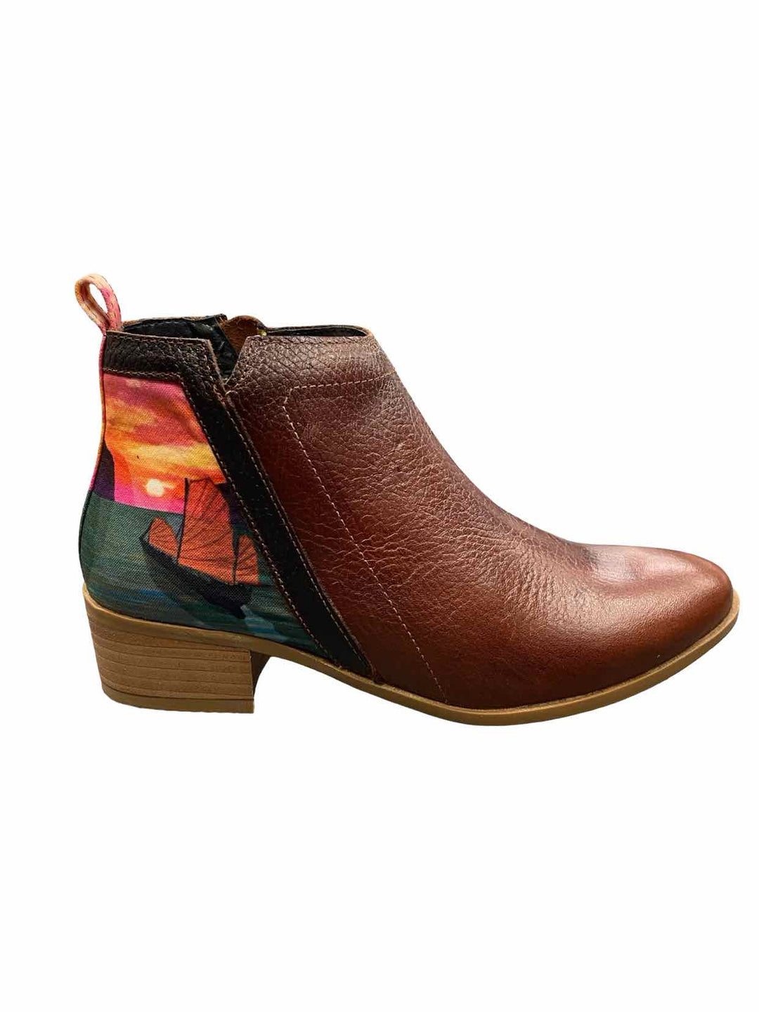 Inkkas Shoe Size 7 Brown Leather NWOT Boots(Ankle)