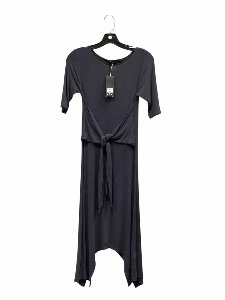 Yala Size XS Gray Polka Dot Dress