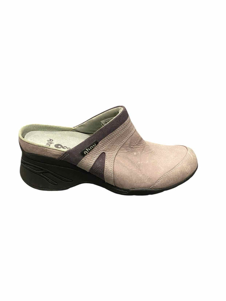 Ahnu Shoe Size 8 Gray Leather Clogs