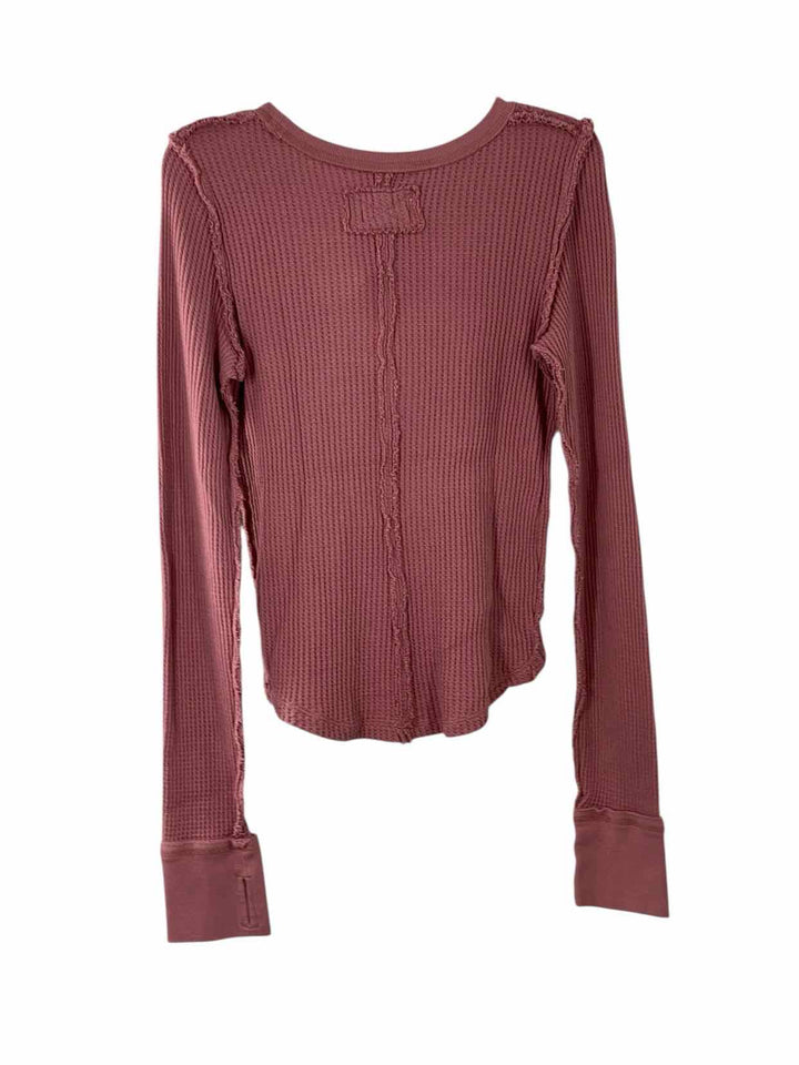 We the Free Size L Pink Print Long Sleeve Shirts