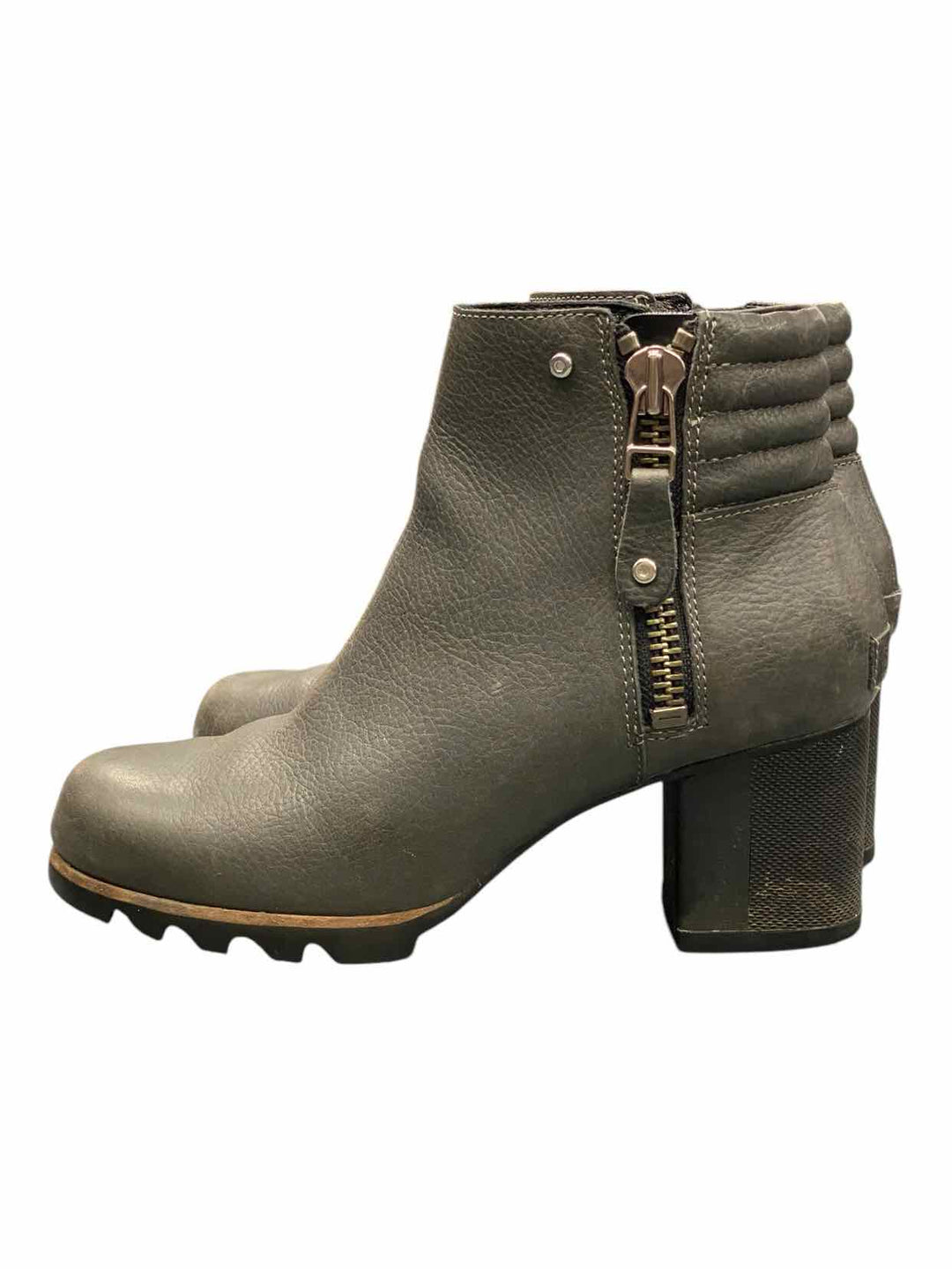 Sorel Shoe Size 8.5 Gray Leather Boots(Ankle)