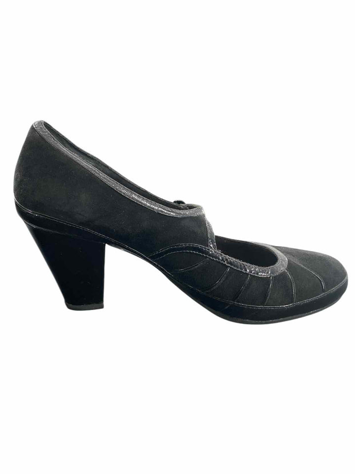 Clarks Shoe Size 8 Black Leather Heels