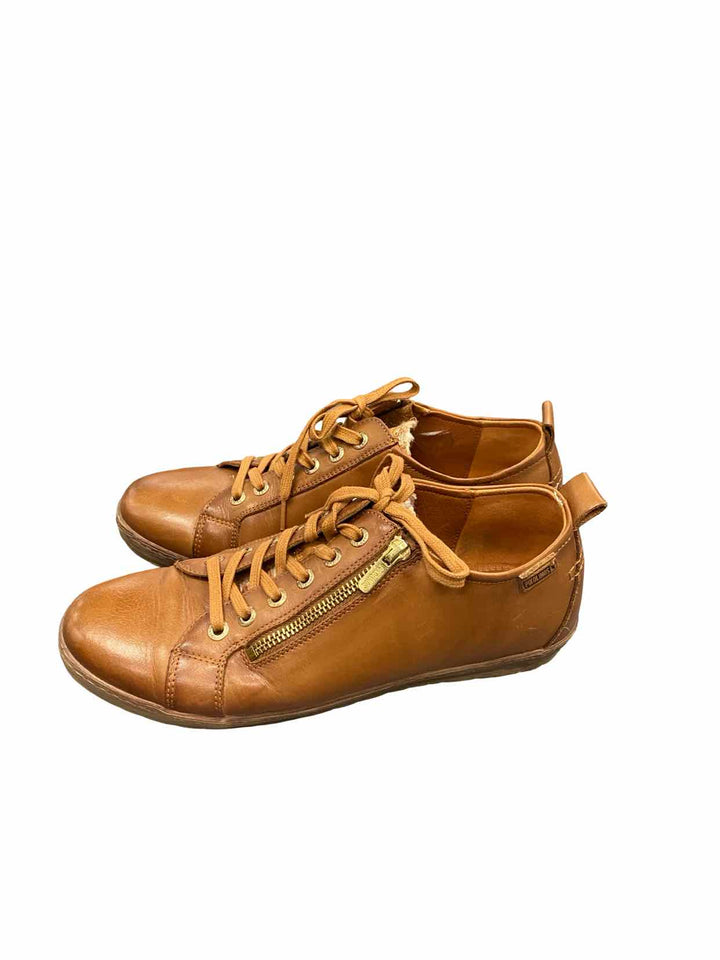Pikolinos Shoe Size 40 Tan Leather Sneakers