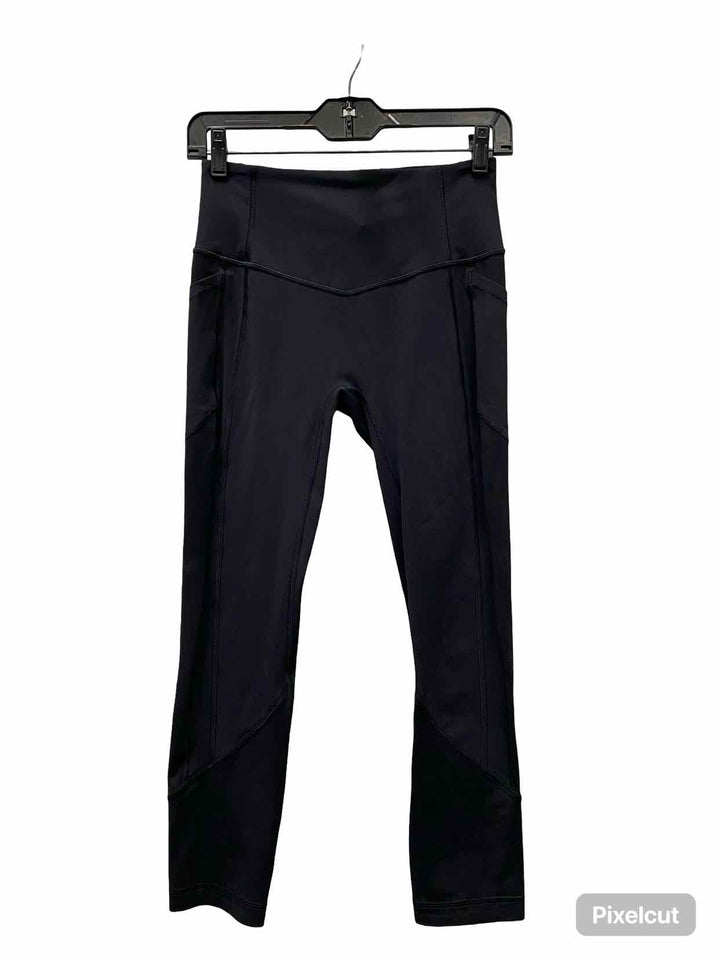 Lululemon Size 6 Black Athletic Pants