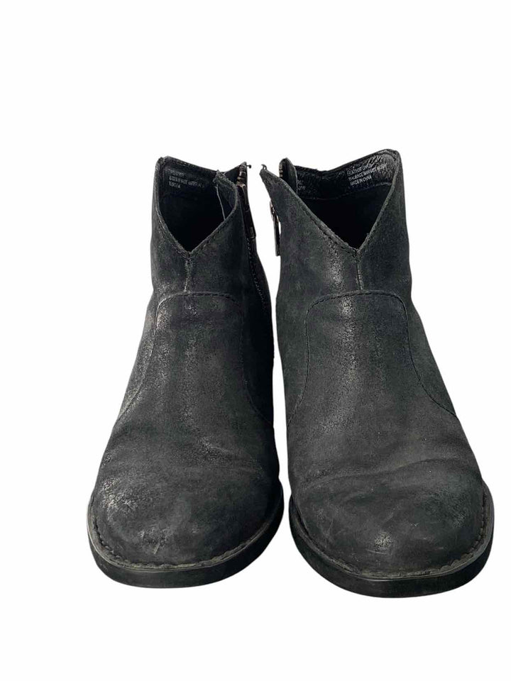 Born Shoe Size 8 Black Boots(Ankle)