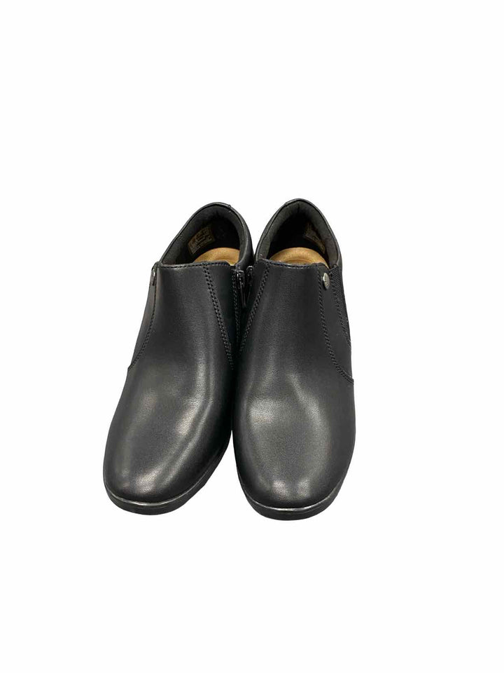 Clarks Shoe Size 7 Black Leather Emily 2 Reyna Heels