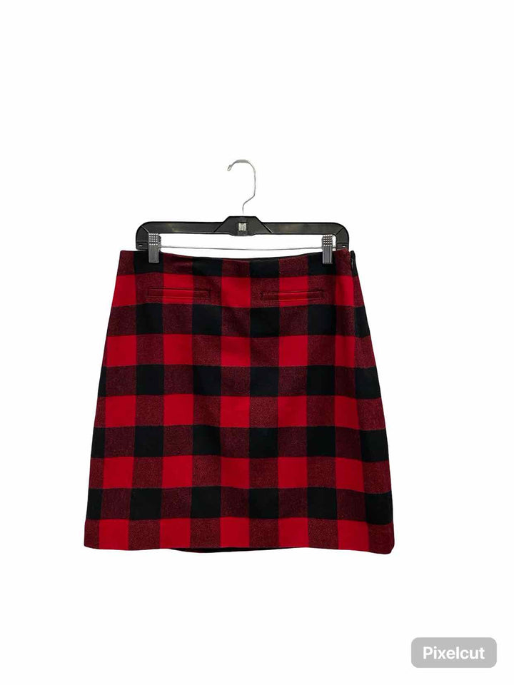 Talbots Size 10P Black Red Plaid Skirt
