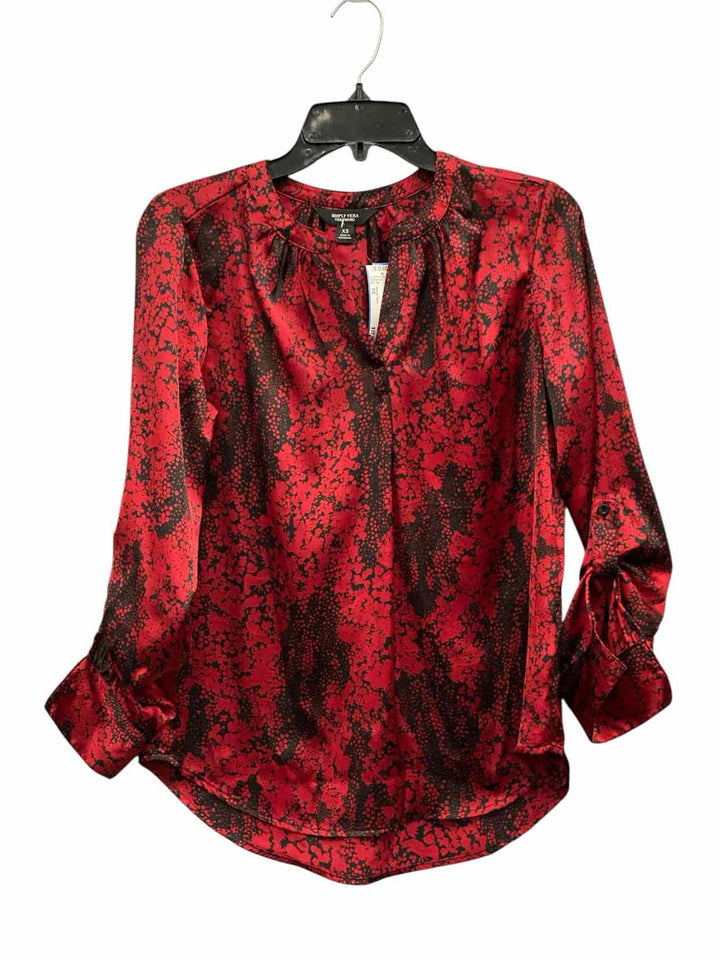 Simply Vera Size XS Red Black Print Long Sleeve Shirts