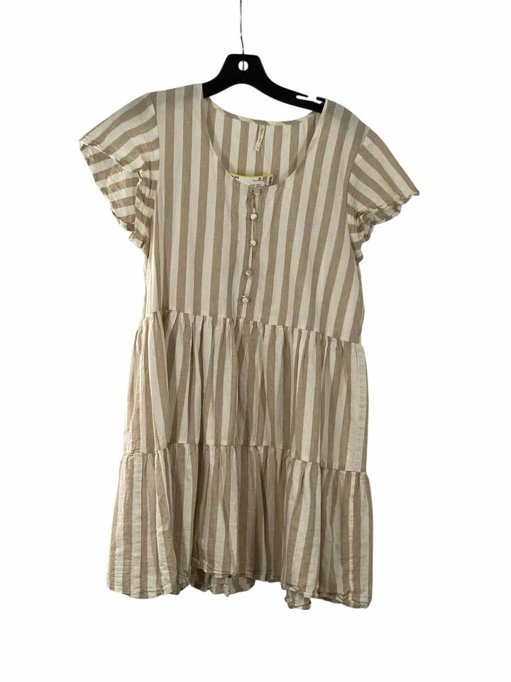 Rylee + Cru Size M Cream Leafy Dress