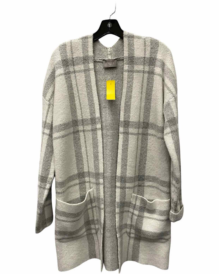 Cyrus Size S White Grey Plaid Sweater