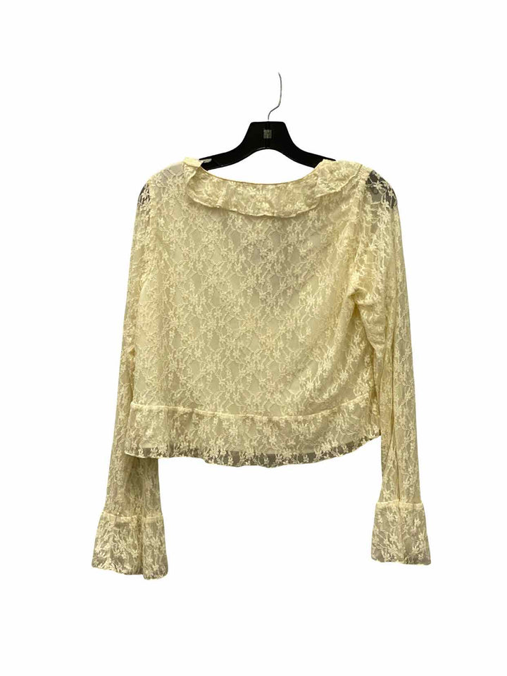 American Eagle Size M Cream Lace Long Sleeve Shirts