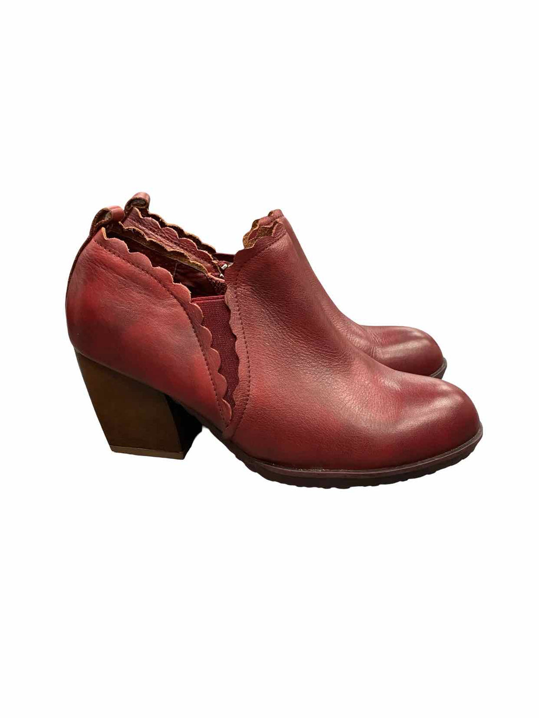 L'Artiste Shoe Size 38 Red Leather Boots(Ankle)