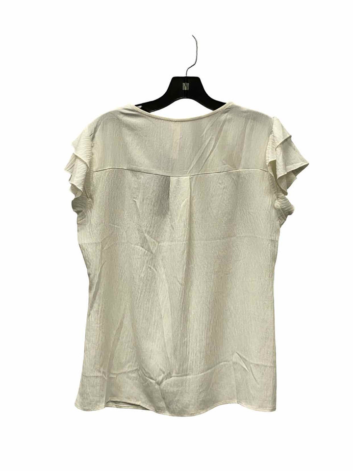 Blooming Jelly Size M White Short Sleeve Shirts