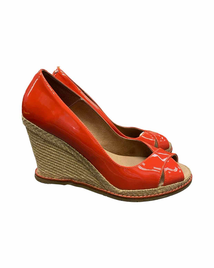 Andre Assous Shoe Size 6.5 Red Patent Leather Wedge Peep-Toe Heels