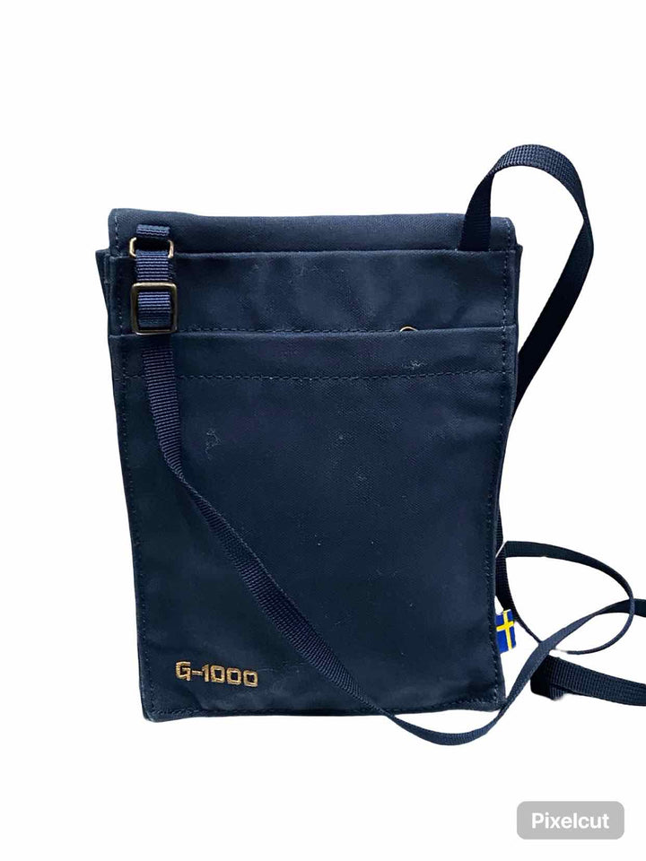 Fjall Raven Navy Bag