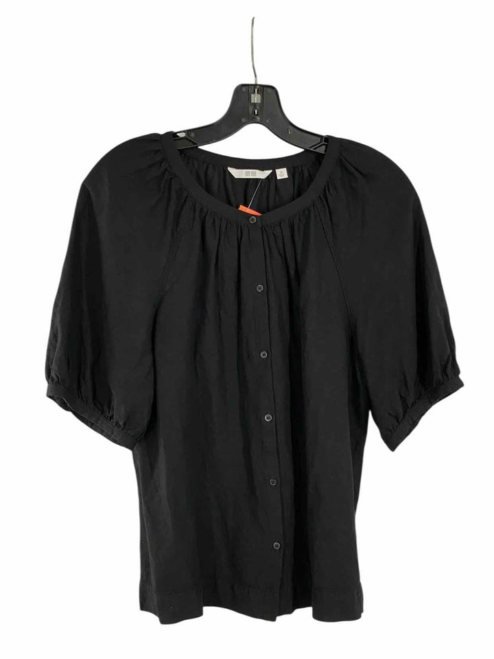 Uniqlo Size M Black Short Sleeve Shirts